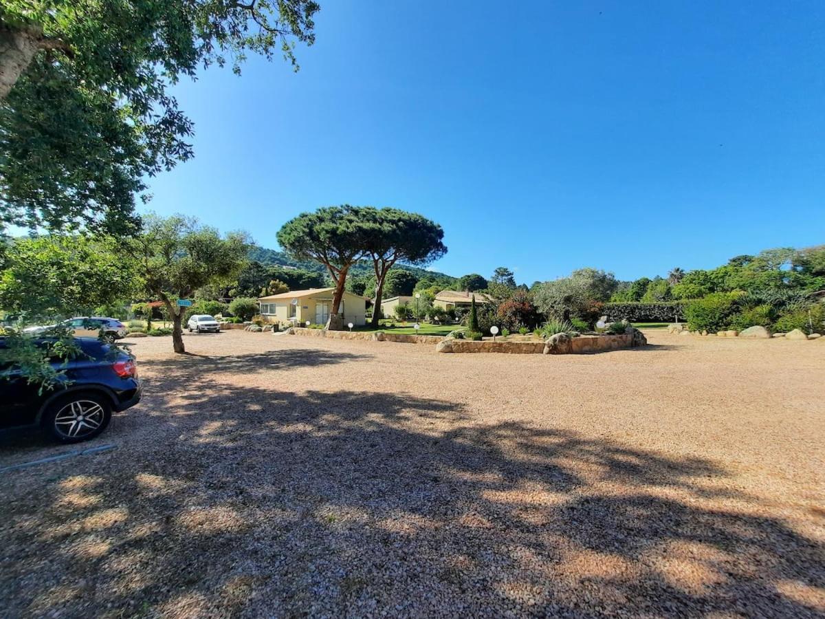 Les Jardins De Santa Giulia - Charmante Chambre D'Hote 포르토베쉬오 외부 사진